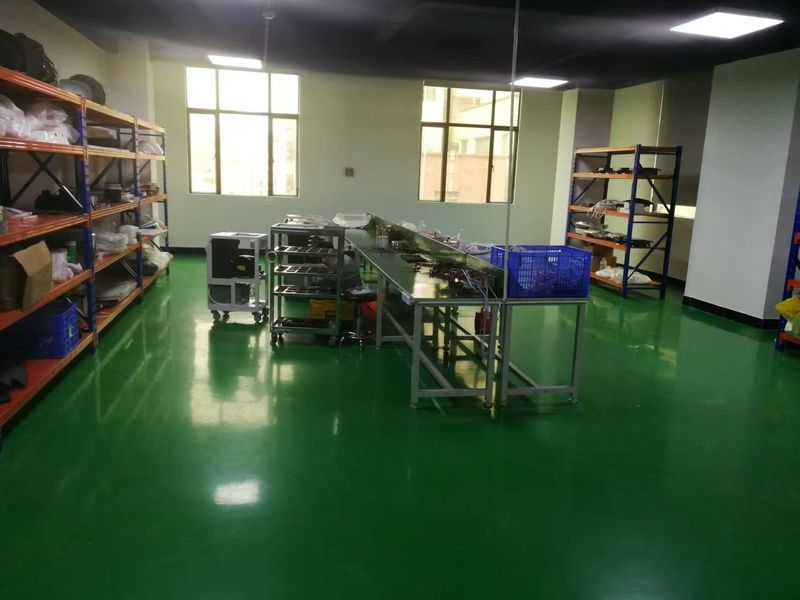Guangzhou Lizhirun Technology Development Co., Ltd خط تولید سازنده